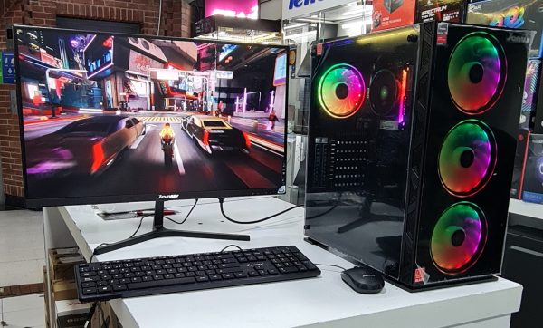 PC GAMER PROMOCIONADO